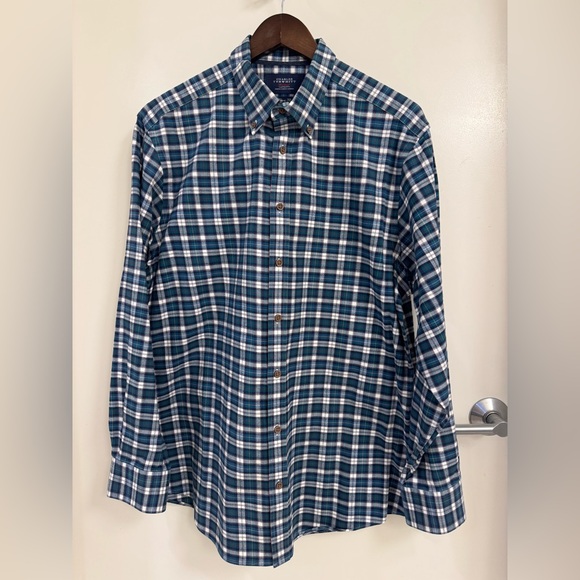 Charles Tyrwhitt Other - Charles Tyrwhitt Men's Classic Fit Button-Down Shirt. 100% Cotton. Size Large